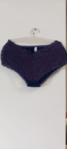 213 FIGI DAMSKIE GRANATOWE Z KORONKĄ